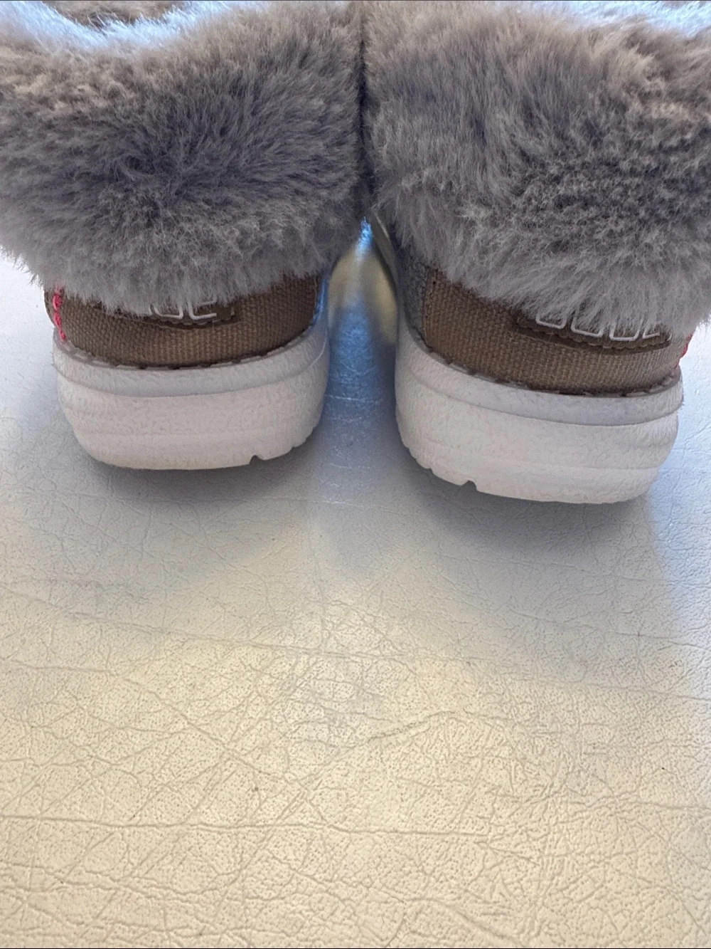 Hey Dude Gray Kids Fur-Trim Boots with Pink Laces
